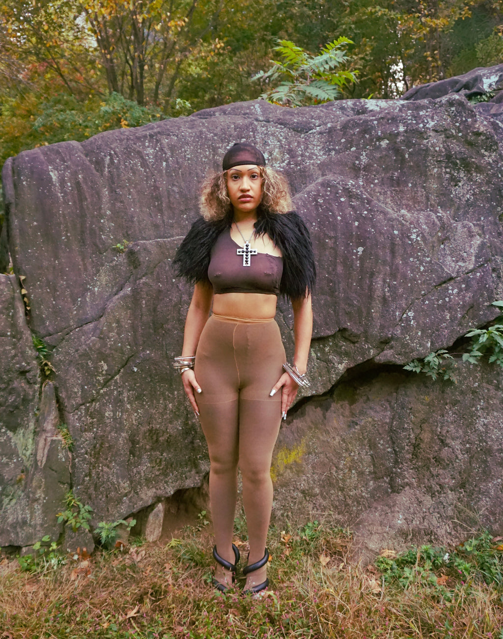 NOIR FUR SHRUG